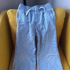 Girls baggy, loose fitting denim